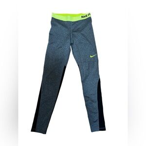 Women’s Nike Pro Leggings